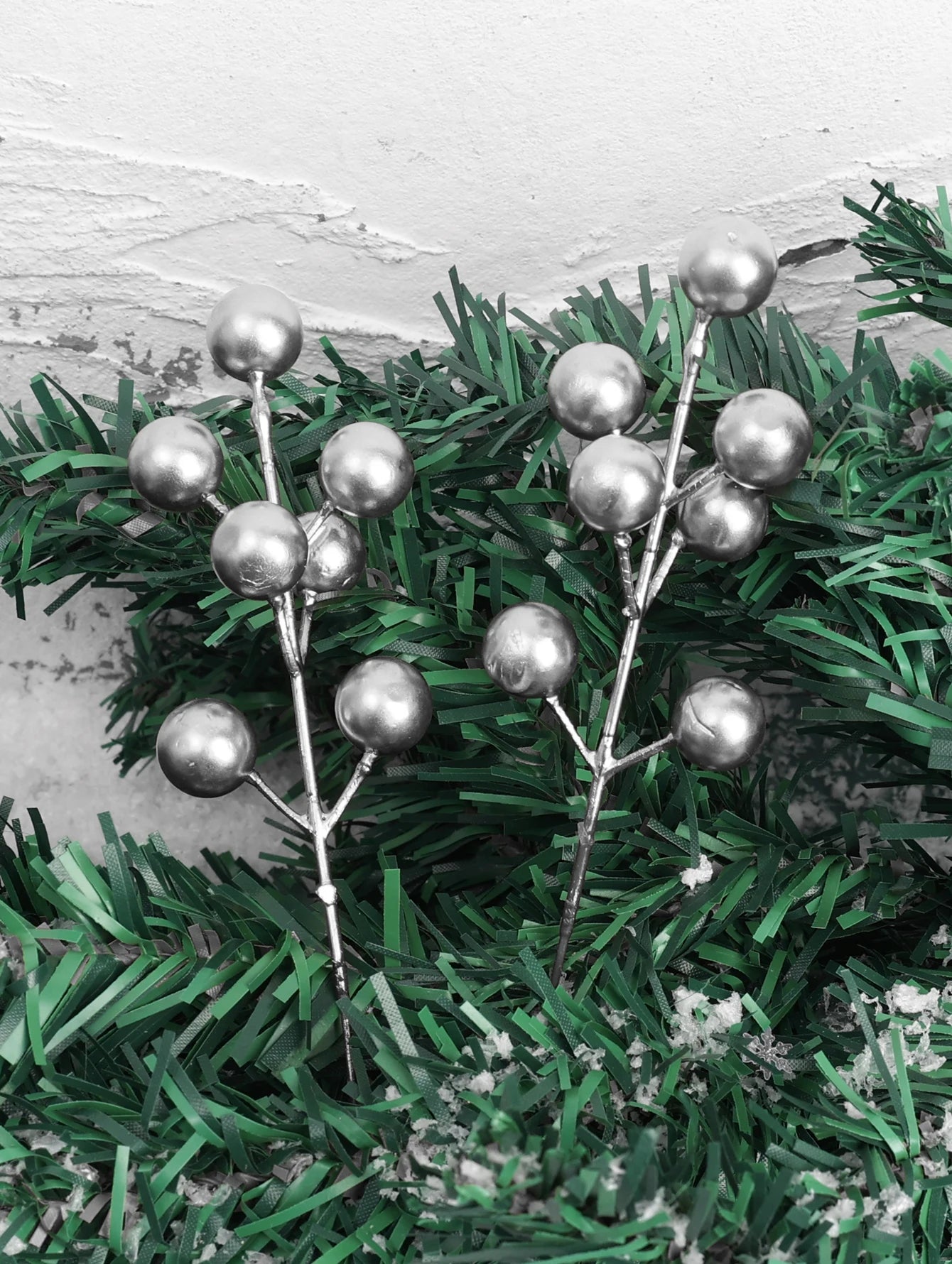 Christmas Artificial Berries | Red, Gold & Silver Branches for Floral Wreaths and Christmas Tree 2024