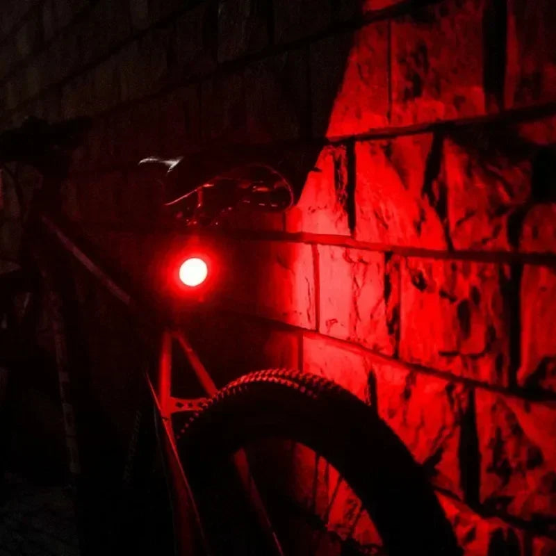 Waterproof LED Bicycle Taillight - Battery-Powered Rear Warning Light for MTB & Road Cycling